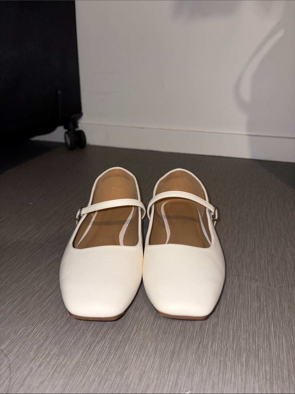 Women's White Mary Jane Flats with Square Toe